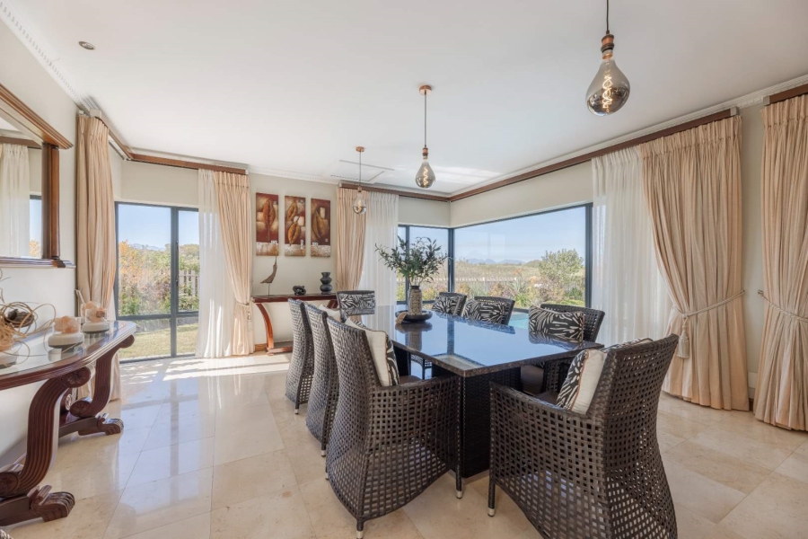 5 Bedroom Property for Sale in Oubaai Western Cape